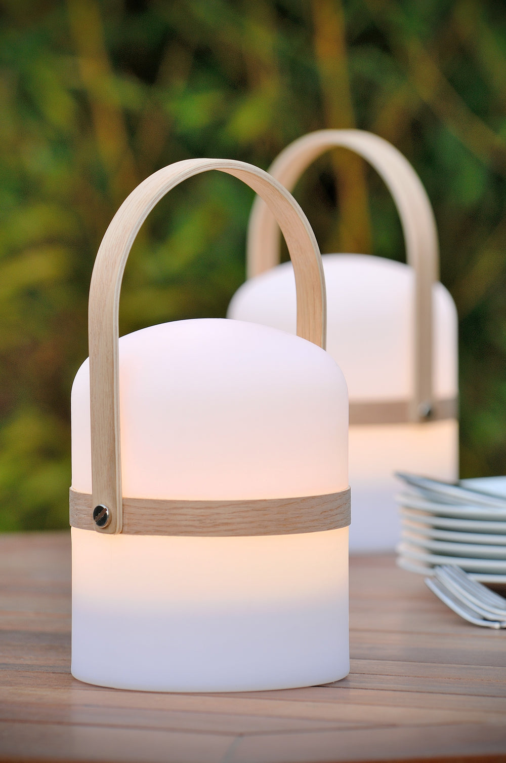 Lucide JOE rechargeable LED table lamp IP44 White, 3W dim to warm 2800K-3200K, USB charging, indoor outdoor use