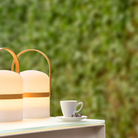 Lampada da tavolo a LED ricaricabile Lucide JOE IP44 Bianca, 3W dim to warm 2800K-3200K, ricarica USB, uso interno ed esterno