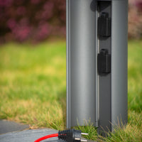 Colonna prese elettriche da esterno Lucide IP44, prese con messa a terra Tipo F, finitura in alluminio antracite, altezza 40 cm