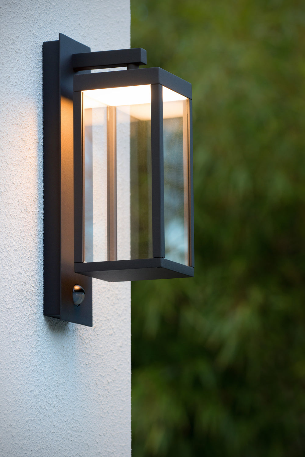 Lucide CLAIRETTE applique a LED 13W 3000K IP54 con sensore di movimento PIR e corpo in antracite