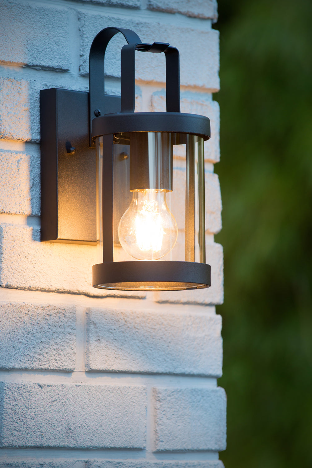 Lucide LINDELO wall light indoor outdoor, E27 socket, 60W max, 220-240V, IP44, Matt Black metal finish