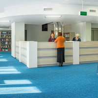 Philips CorePro LED PLL HF 8W 3000K 960 lumen 2G11 PL-L retrofit non dimmerabile 30.000h CE RoHS