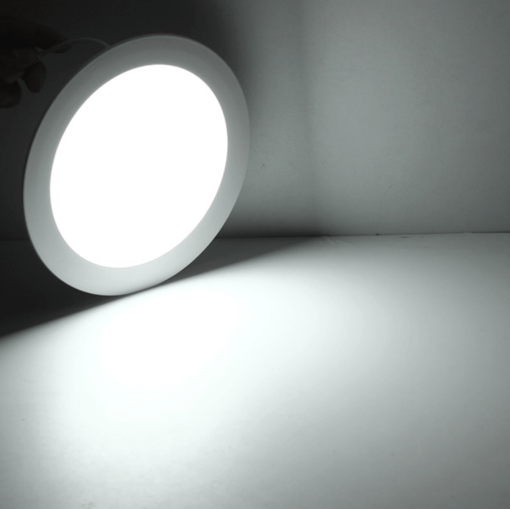 Plafoniera LED Spectrum rotonda 18W sostituisce 105W, 3000K, 2200 lumen, IP20, CRI >80, angolo di radiazione 110°