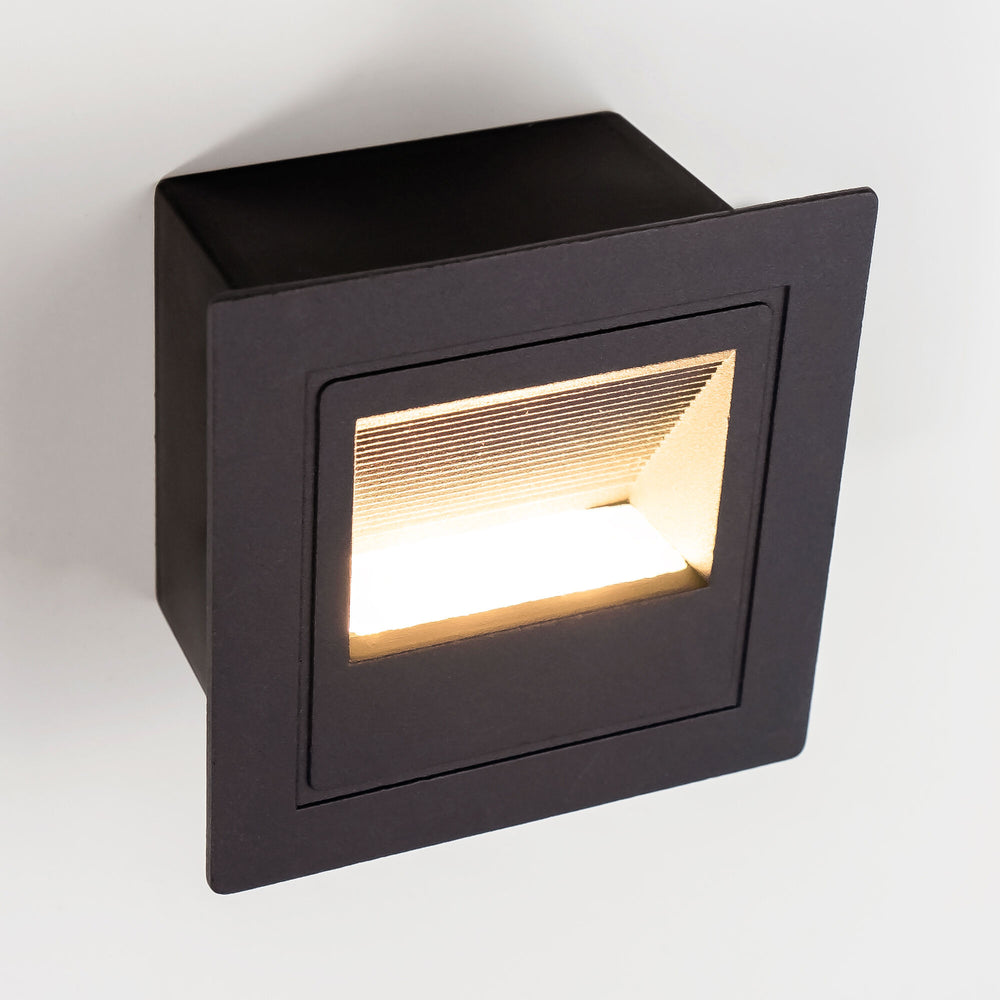 Luce LED per scale Modee, 5W 390 lumen, 4000K Bianco Neutro, IP65, design compatto 84x50x84mm