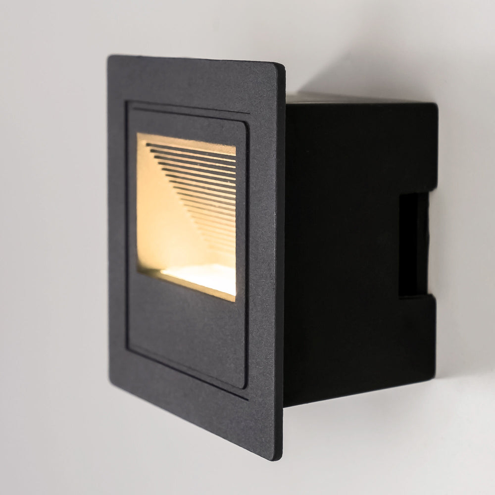 Luce LED per scale Modee, 5W 390 lumen, 4000K Bianco Neutro, IP65, design compatto 84x50x84mm