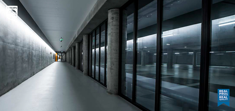 Philips MAS LEDtube 1500mm UE 17.6W 4000K T8 G13 Opaco 3700 lumen 220-240V CRI 80 Classe Energetica A