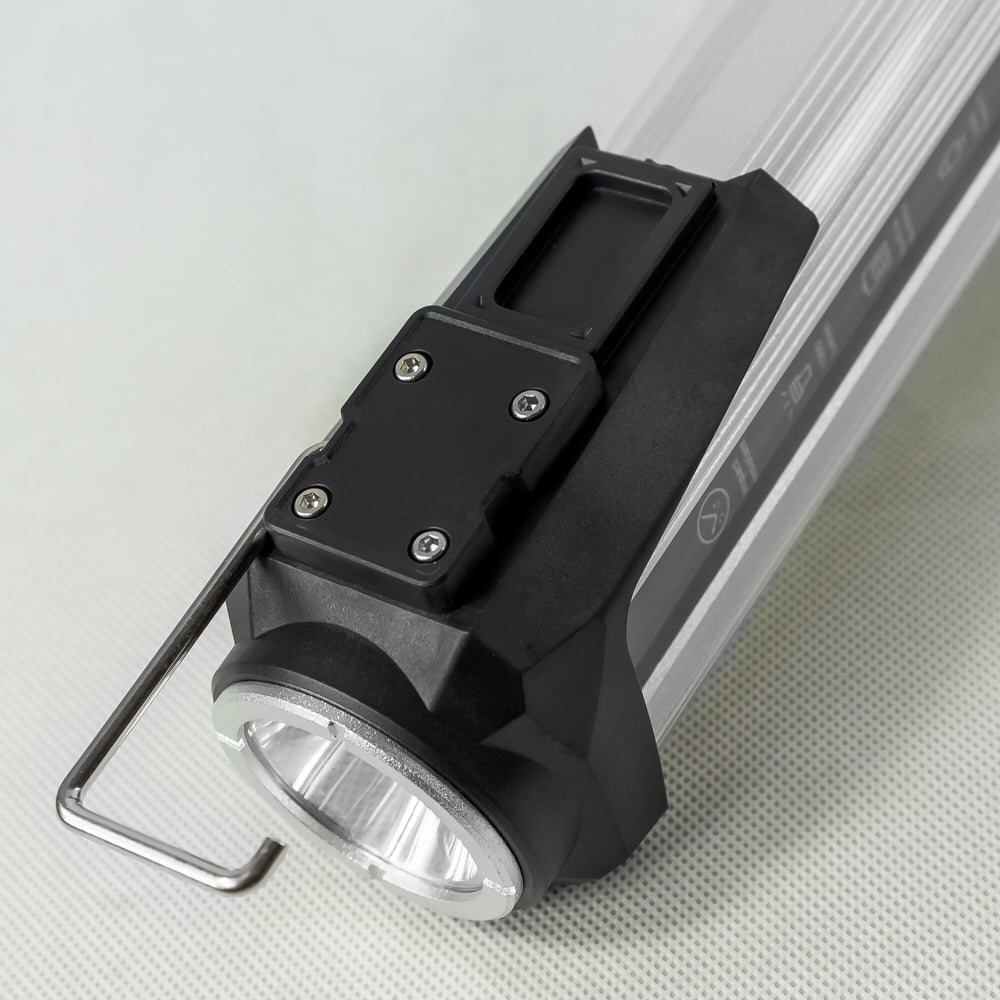 Torcia LED Technik W50 COB+XPG 1000 lumen Bianco IP55 con Batteria Ricaricabile USB Type-C e Powerbank
